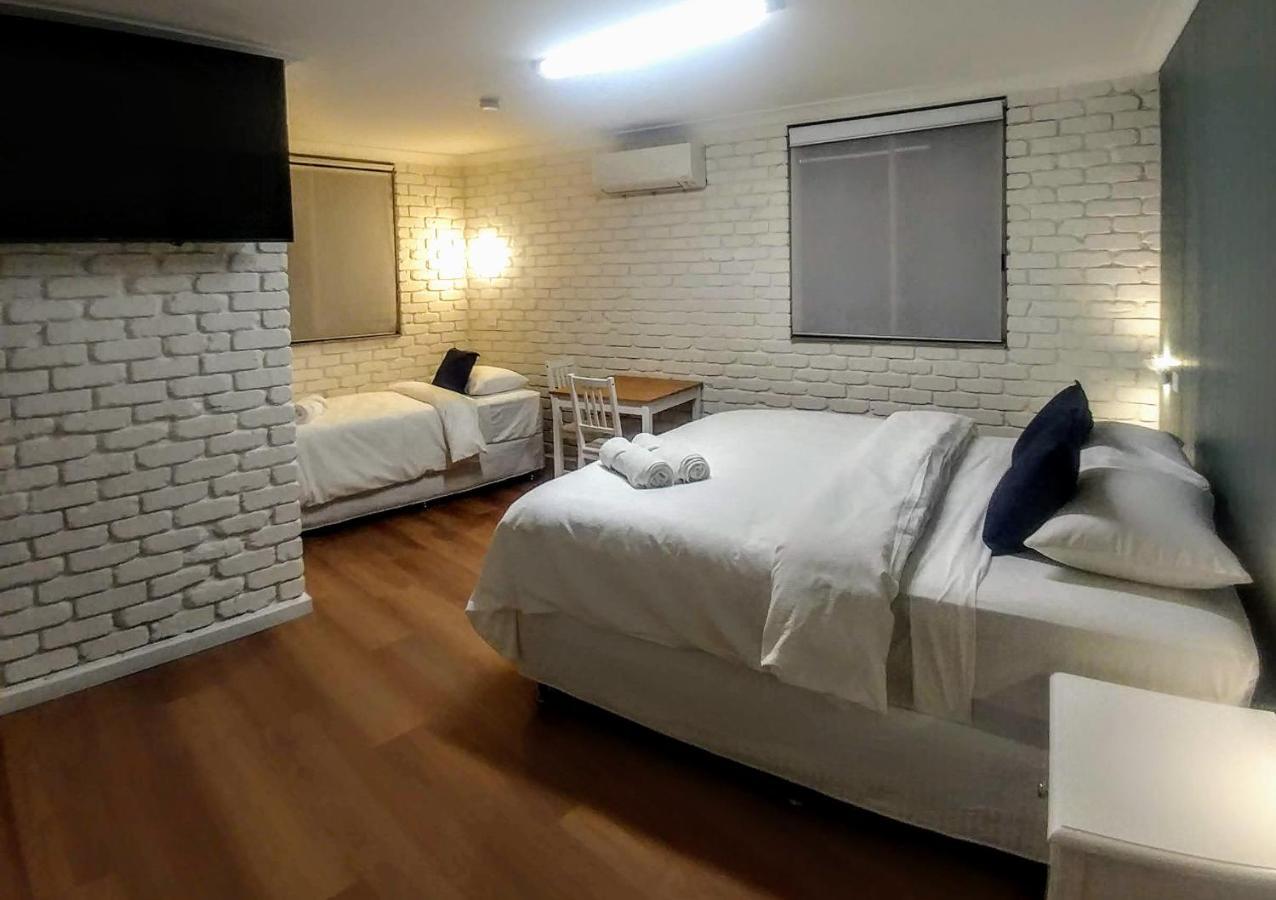 Bay House Motel Bateau Bay Ngoại thất bức ảnh